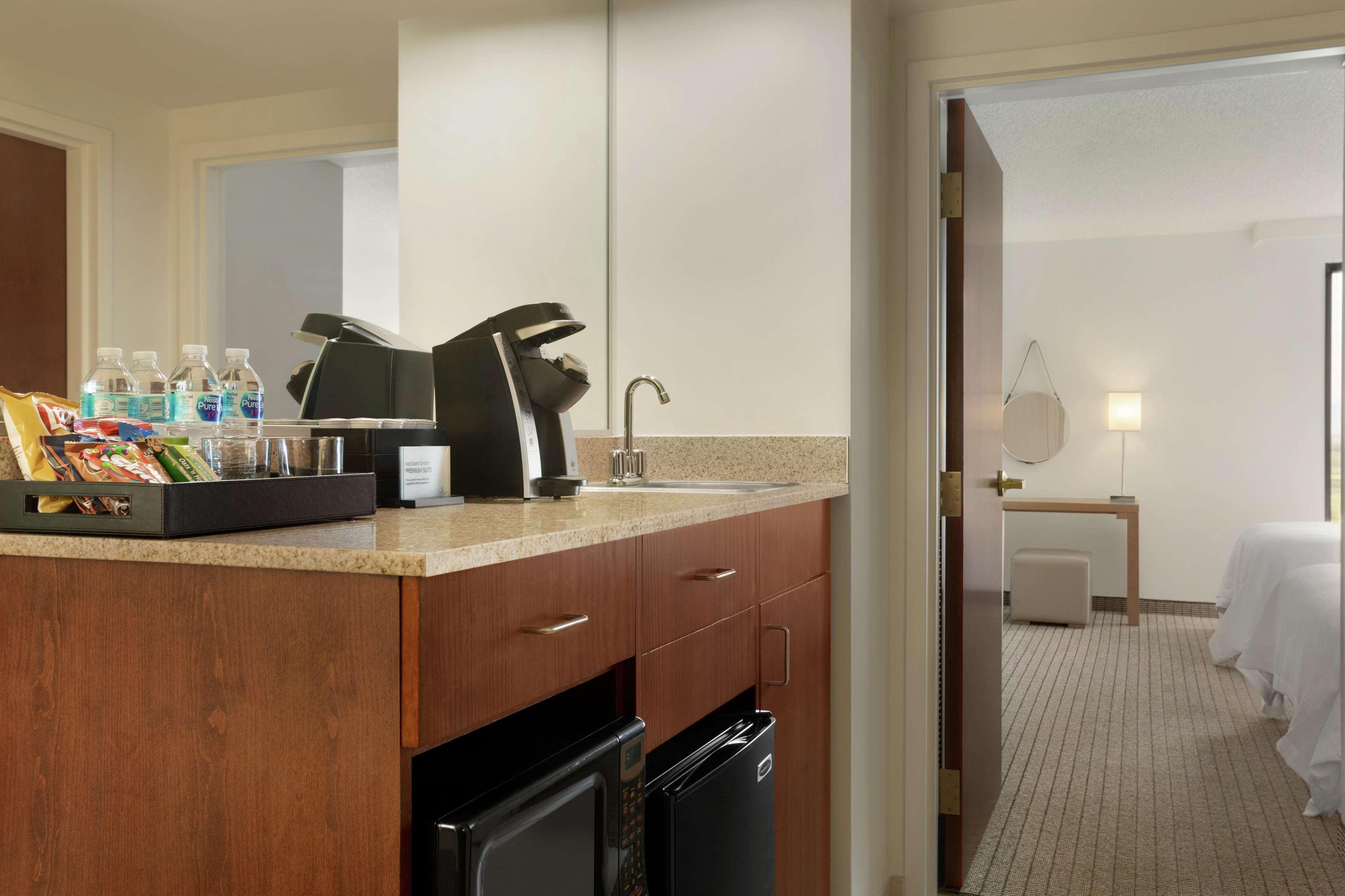 Embassy Suites By Hilton Denver International Airport Exteriér fotografie