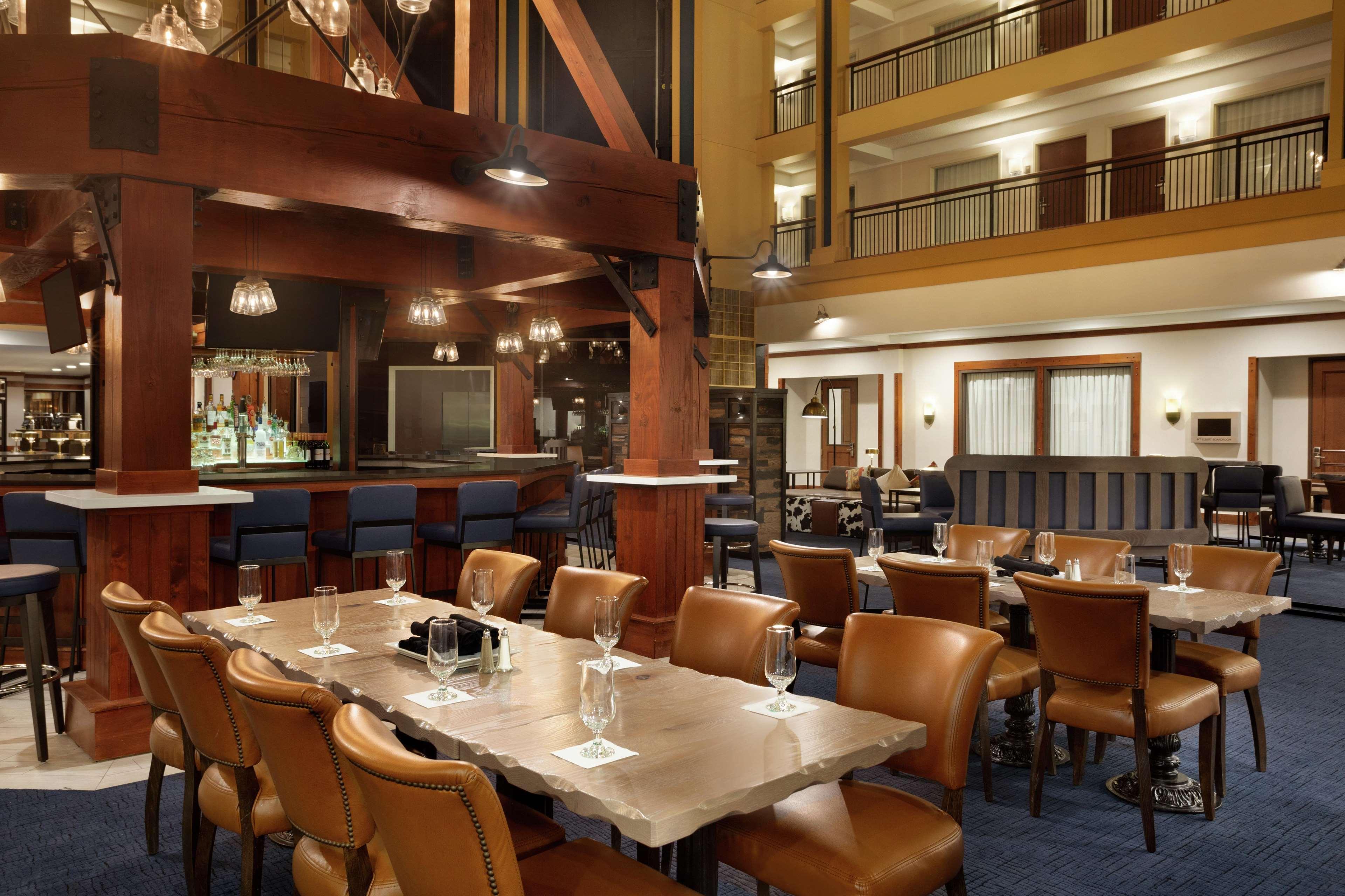 Embassy Suites By Hilton Denver International Airport Exteriér fotografie