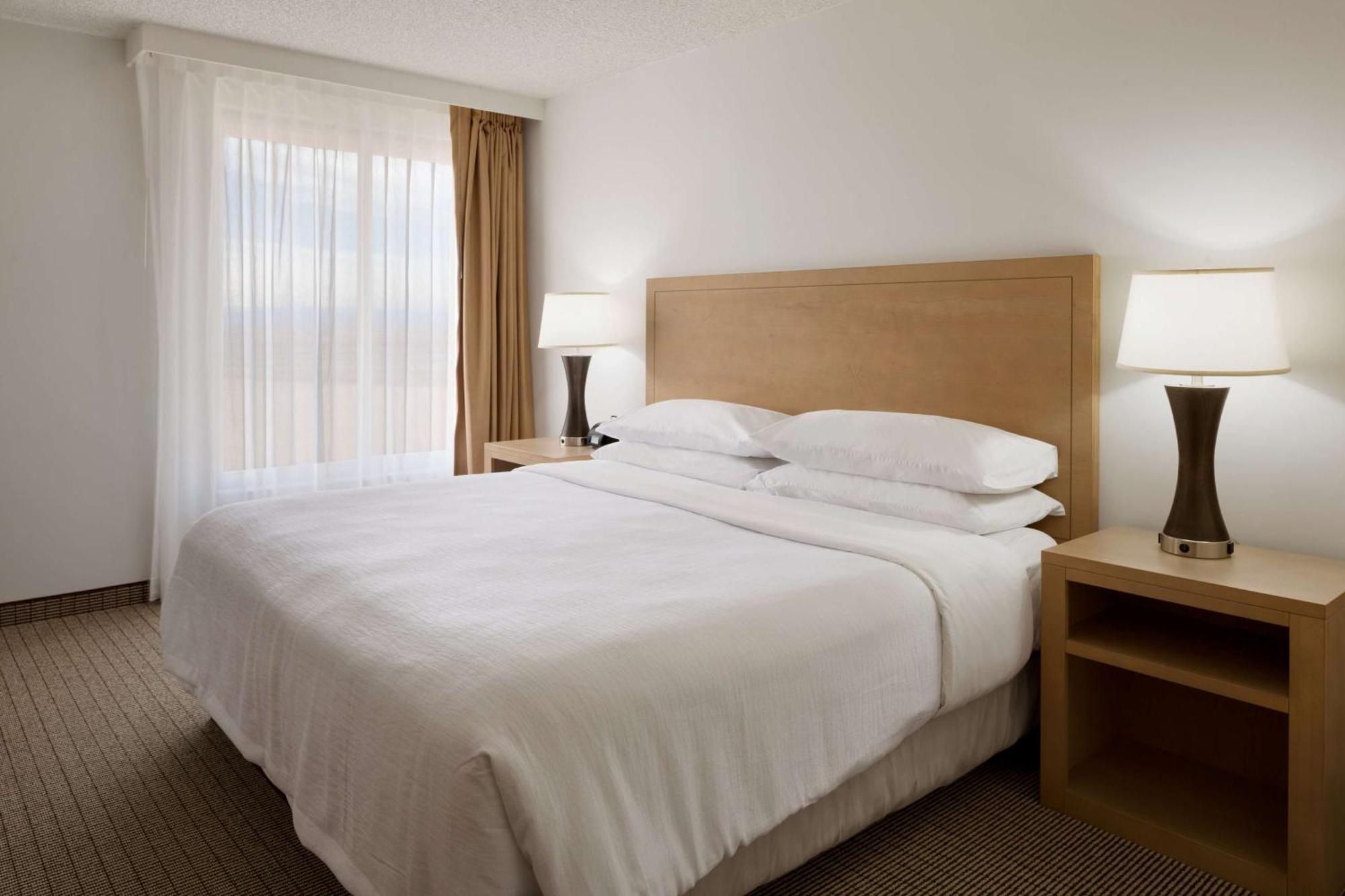 Embassy Suites By Hilton Denver International Airport Exteriér fotografie
