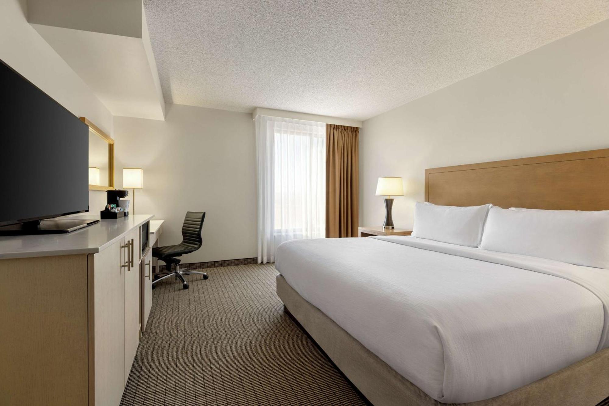 Embassy Suites By Hilton Denver International Airport Exteriér fotografie